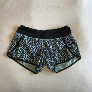 Lululemon Speed Up Short Size 6 - barely worn